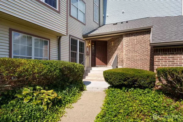 South Brunswick, NJ 08852,4031 Bayberry CT