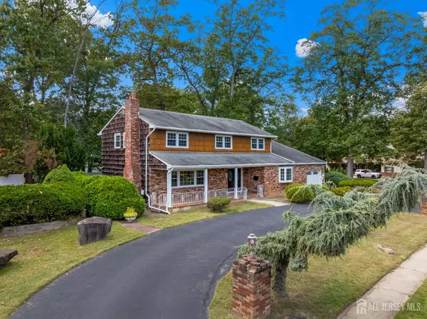 East Brunswick, NJ 08816,4 Colin ST