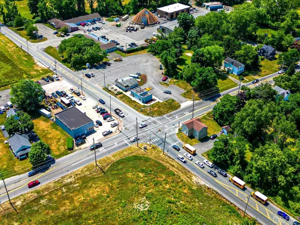 405 Main ST, Manalapan, NJ 07726