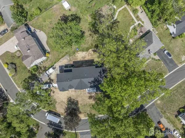 East Brunswick, NJ 08850,38 Louise DR