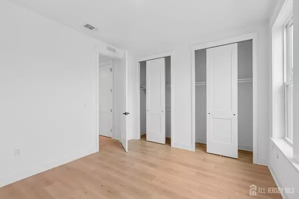 37 Brewer WAY #34, Plainsboro, NJ 08536