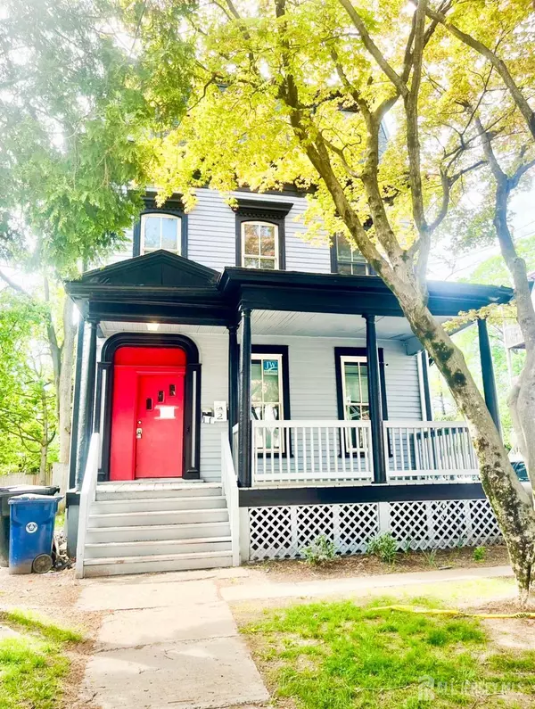 Plainfield, NJ 07060,818-20 2nd PL