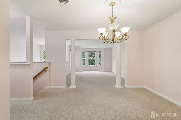 Piscataway, NJ 08854,87 Forest DR