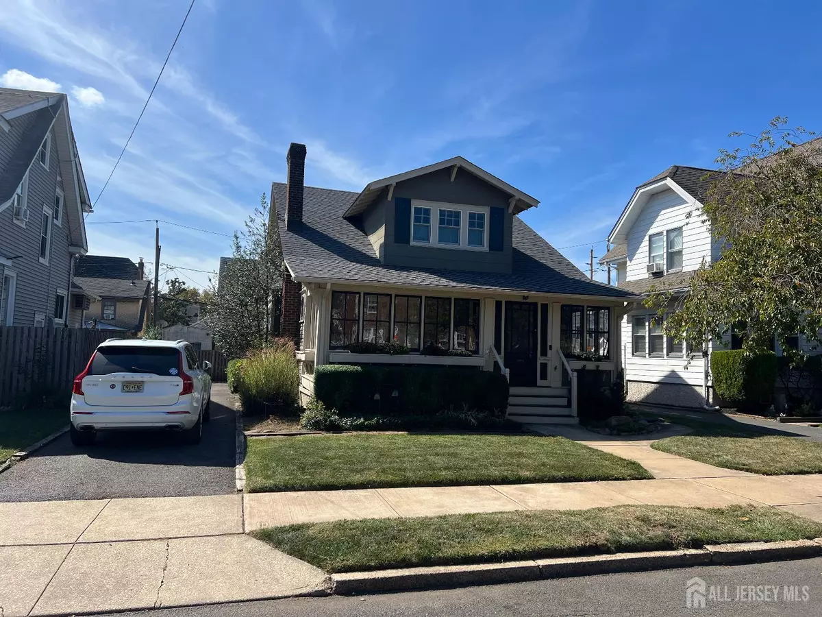 New Brunswick, NJ 08901,14 Edgeworth PL