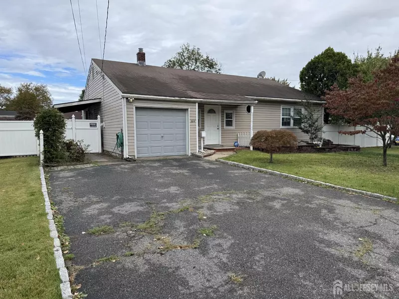 392 Durham AVE, Edison, NJ 08817