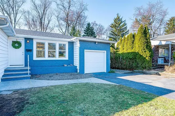 Metuchen, NJ 08840,42 Norris AVE