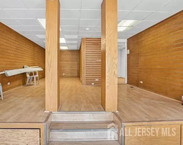 Fords, NJ 08860,495 New Brunswick AVE