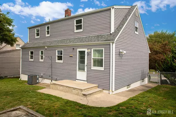 Sayreville, NJ 08872,23 Ida ST