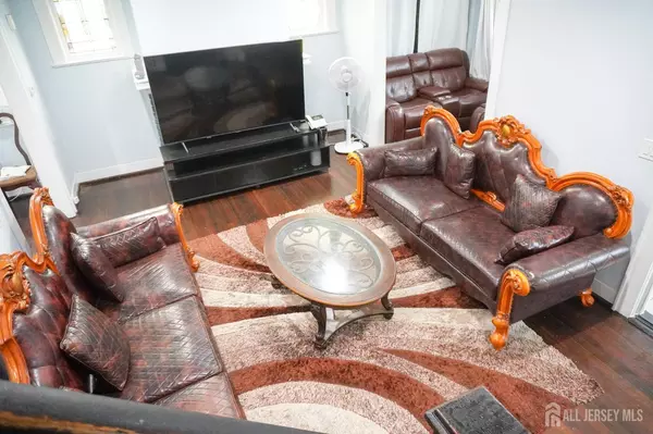 Union Twp, NJ 07083,1239 Victor AVE