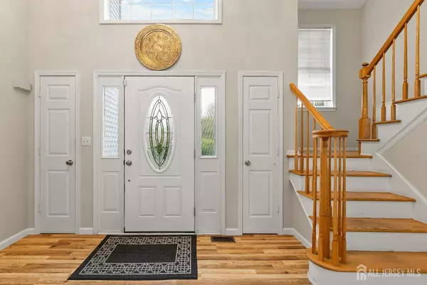 Sayreville, NJ 08872,7 Battista CT