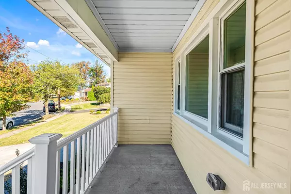 Edison, NJ 08817,17 Ferris RD