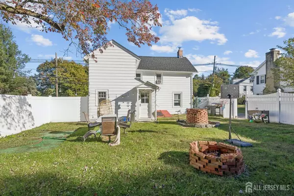 South Brunswick, NJ 08810,385 Ridge RD