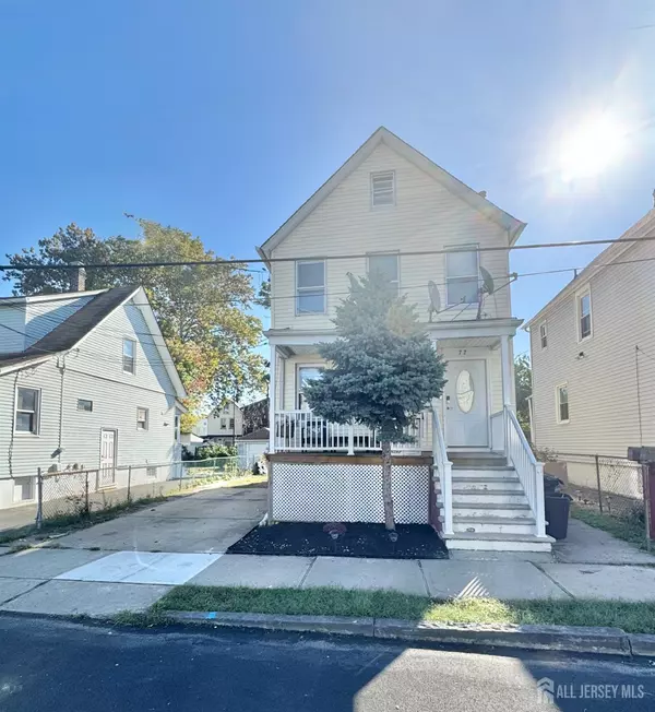 72 charles ST, Carteret, NJ 07008