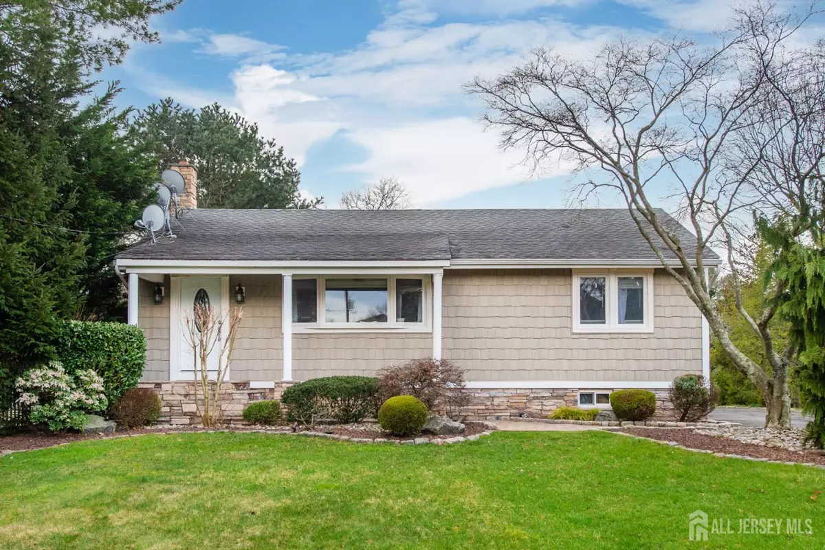 Edison, NJ 08820,513 Grove AVE