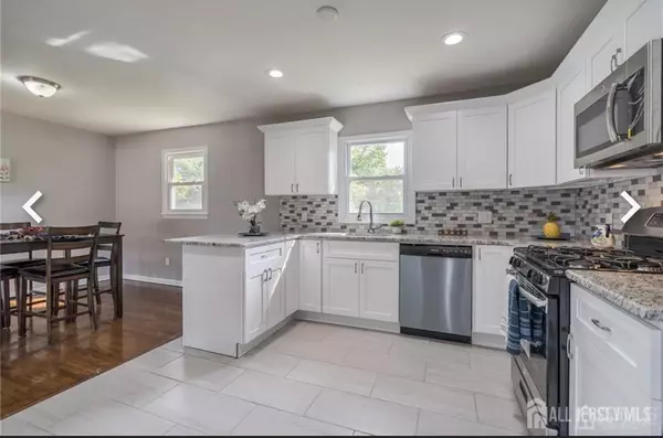 Piscataway, NJ 08854,308 Oak PL