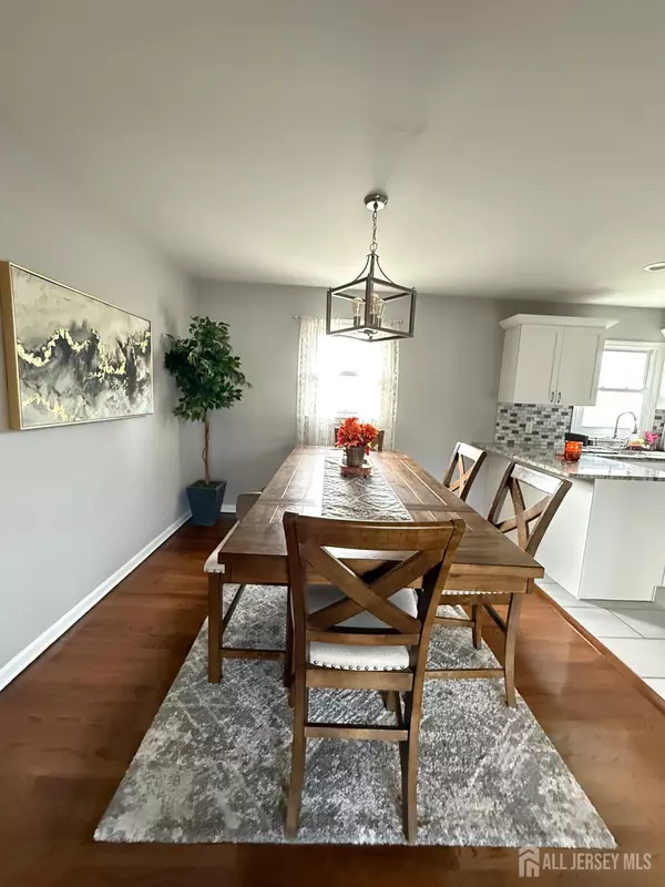Piscataway, NJ 08854,308 Oak PL