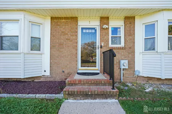 Sayreville, NJ 08872,1 Dogwood CT