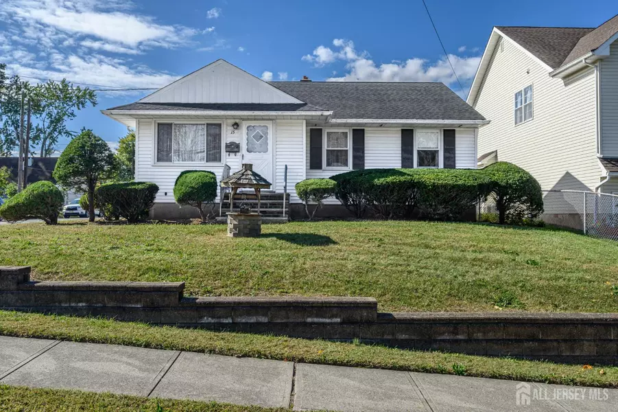 15 Grand AVE, Iselin, NJ 08830