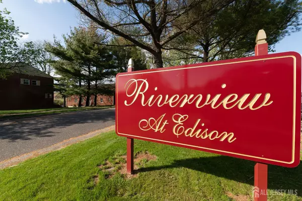 88 Fox RD #4B, Edison, NJ 08817