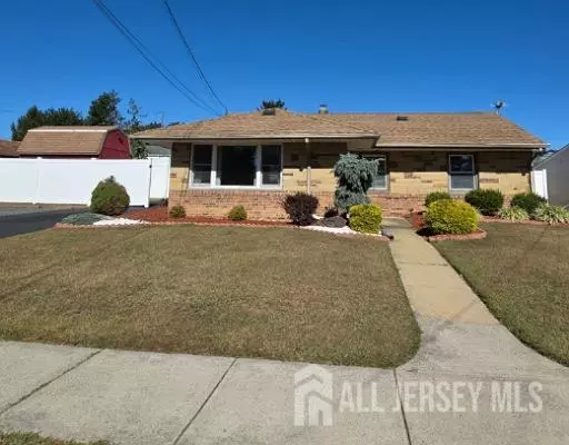 37 Gurley RD, Edison, NJ 08817