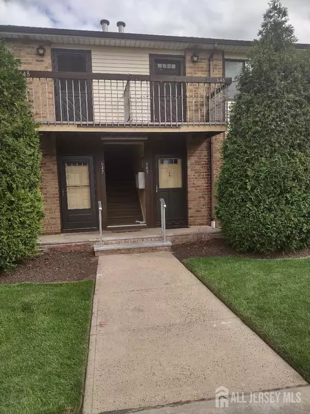 645 Cricket LN, Woodbridge Proper, NJ 07095