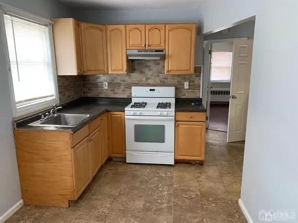 Iselin, NJ 08830,30 N Juliet ST