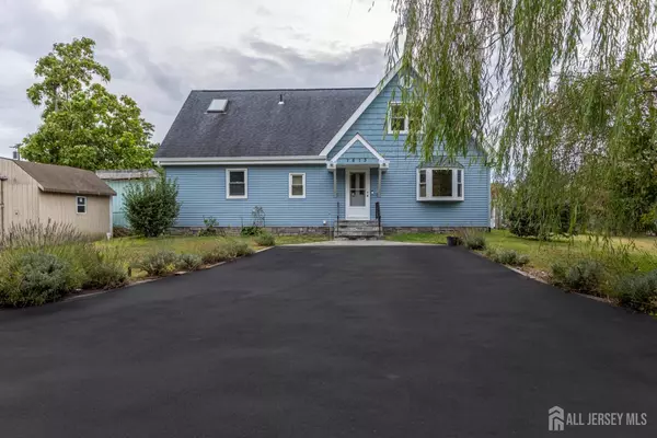 1613 Beacon ST, Toms River, NJ 08757