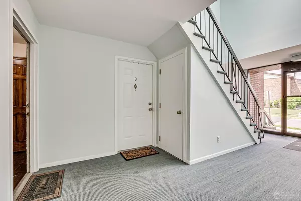 Woodbridge Proper, NJ 07095,135-C Beverly Hill TER