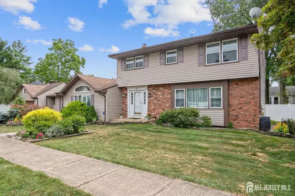 9 Marlin AVE, Edison, NJ 08820