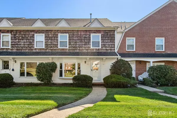 44 Maddaket VLG, Scotch Plains, NJ 07076