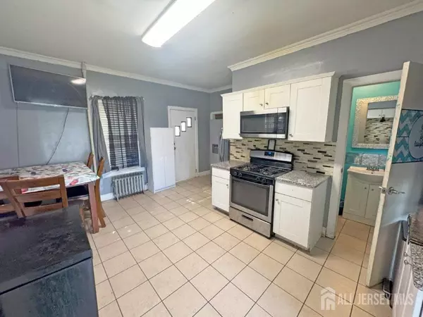 Sayreville, NJ 08872,138 Washington RD