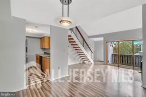 1216 Aspen DR, Plainsboro, NJ 08536