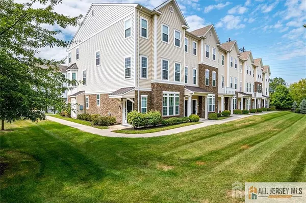 1515 hudson CIR, Highland Park, NJ 08904