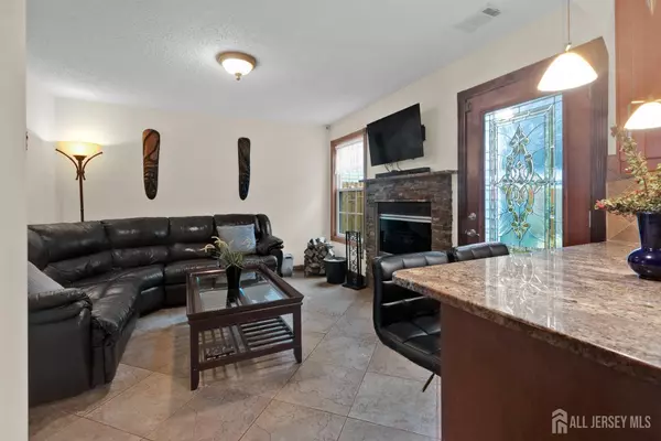 Old Bridge, NJ 08857,18 Tall Oaks CT