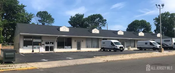 Iselin, NJ 08830,218 Worth Street ST E