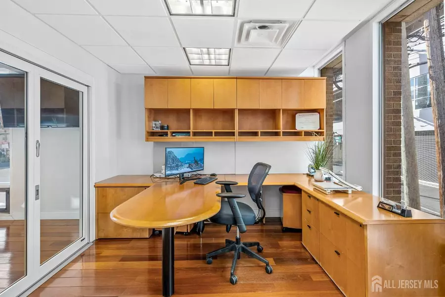 90 paterson ST, New Brunswick, NJ 08901