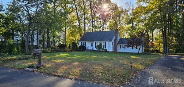 35 Revere BLVD, Edison, NJ 08820