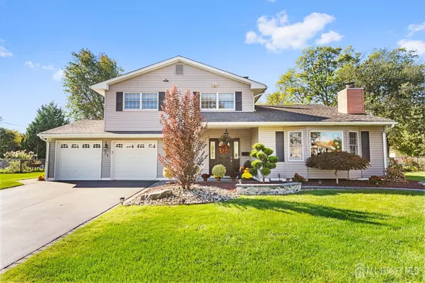 Old Bridge, NJ 08857,21 Shoshone ST