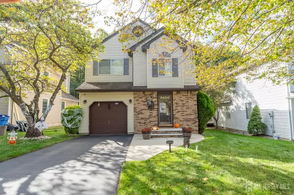 33 Shelly RD, Old Bridge, NJ 08857