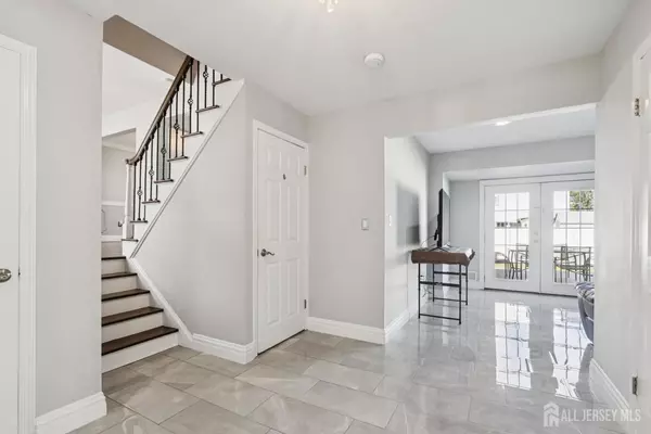 Old Bridge, NJ 08857,2 Michael CT