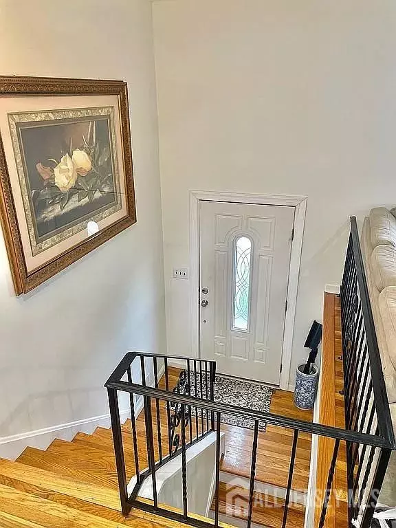 Colonia, NJ 07067,178 N Grant AVE N