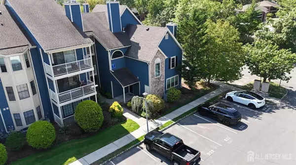 96 Longfield CT, East Brunswick, NJ 08816