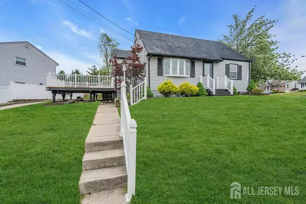 Fords, NJ 08863,99 Crestview RD