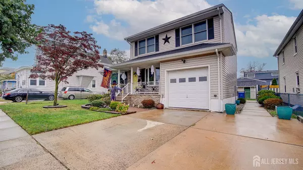 South Amboy, NJ 08879,326 David ST