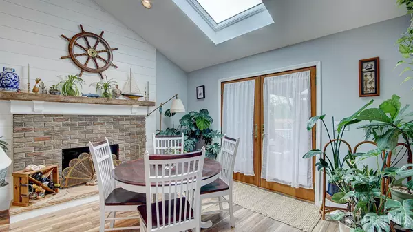 South Amboy, NJ 08879,326 David ST