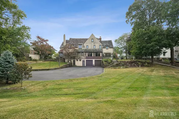 Woodbridge Proper, NJ 07095,62 Green ST