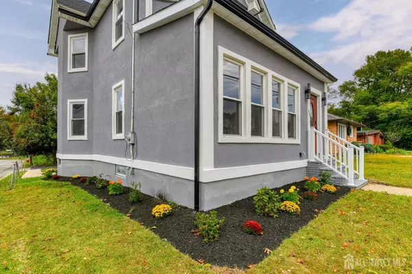 Sayreville, NJ 08872,609 Main ST