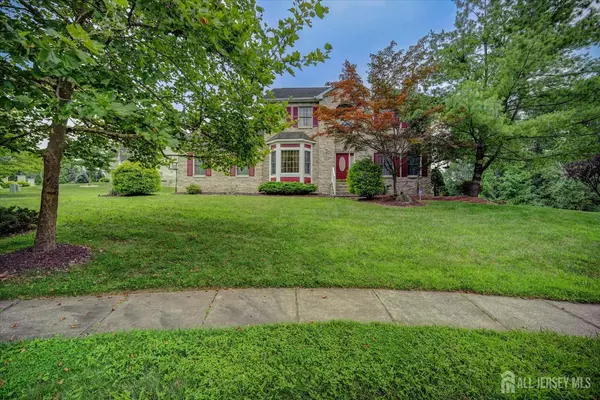 Edison, NJ 08820,10 MILFORD CT