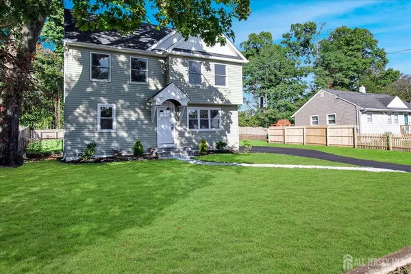 Neptune, NJ 07753,11 Elm DR