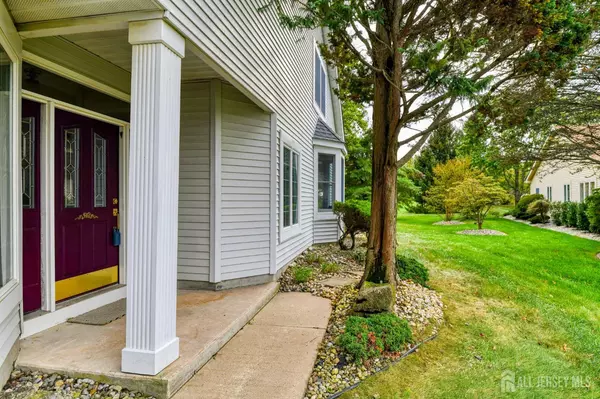 Monroe, NJ 08831,71 Leeds LN